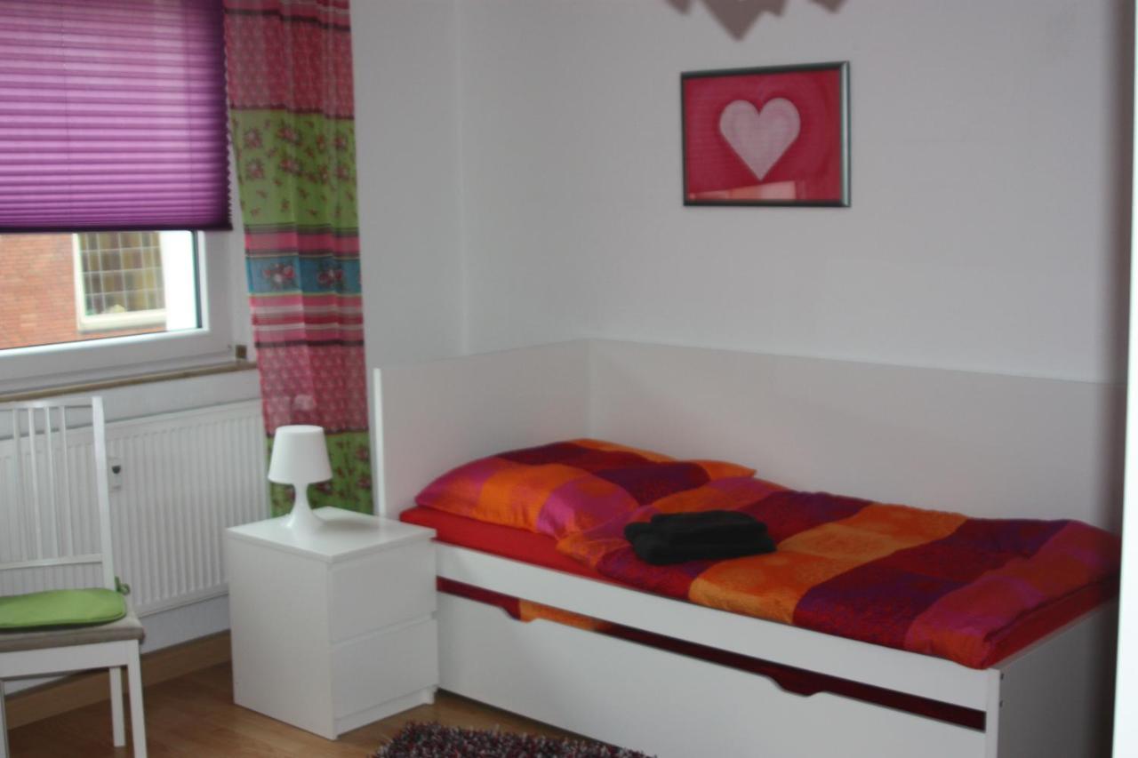 Zimmer im Pott Schalke Gelsenkirchen Zimmer foto